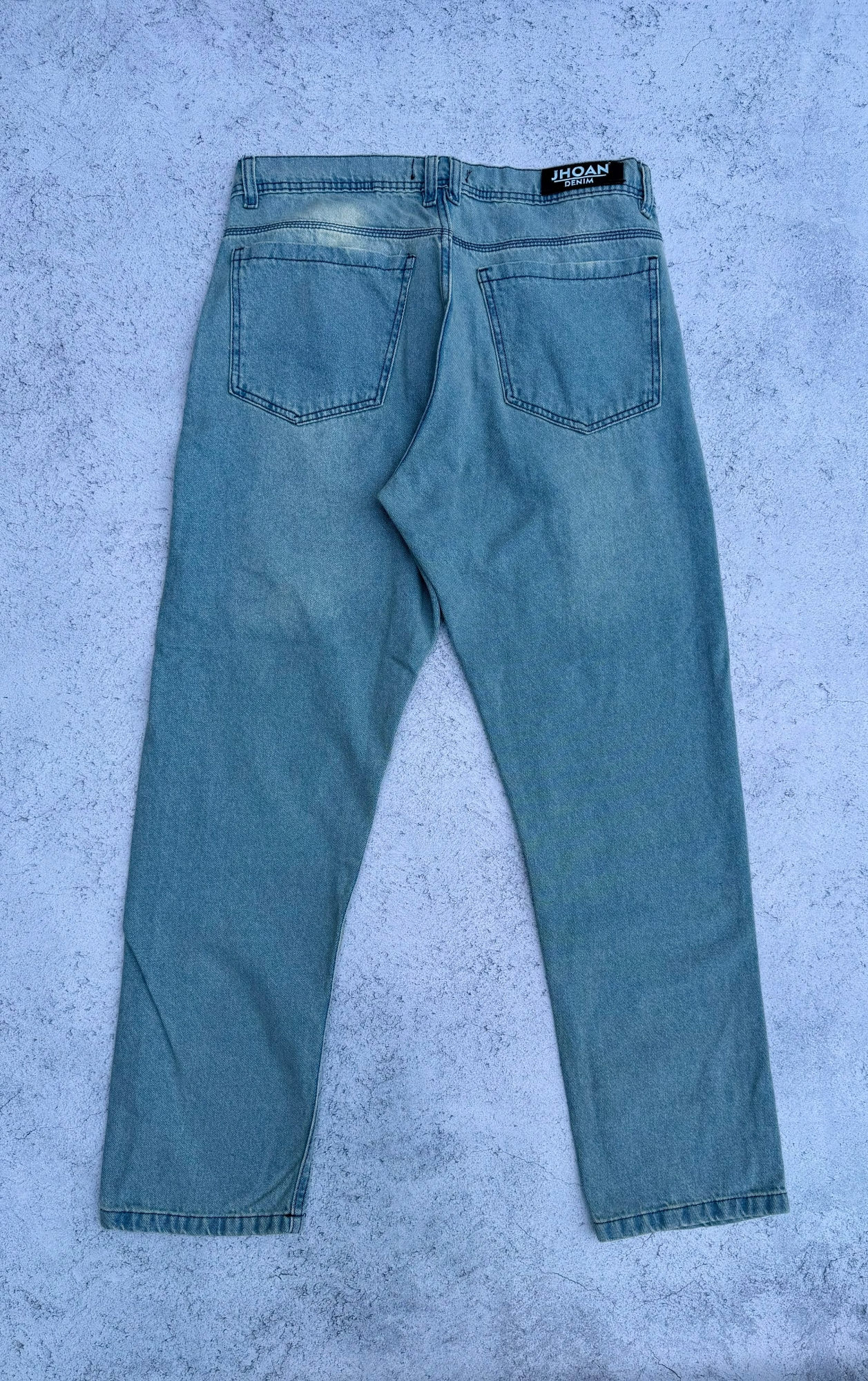Pantalon Mom Celeste Oxida Localizado y Vigotes - Imagen 3