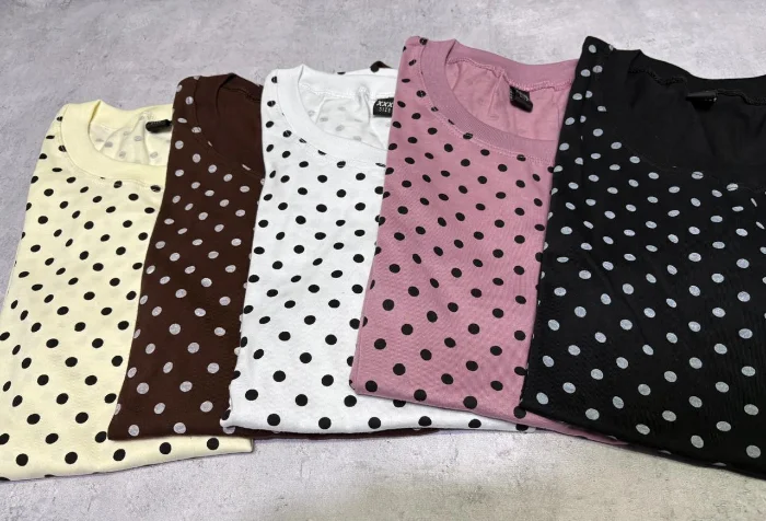 Remera de Algodon Lunares por Talles
