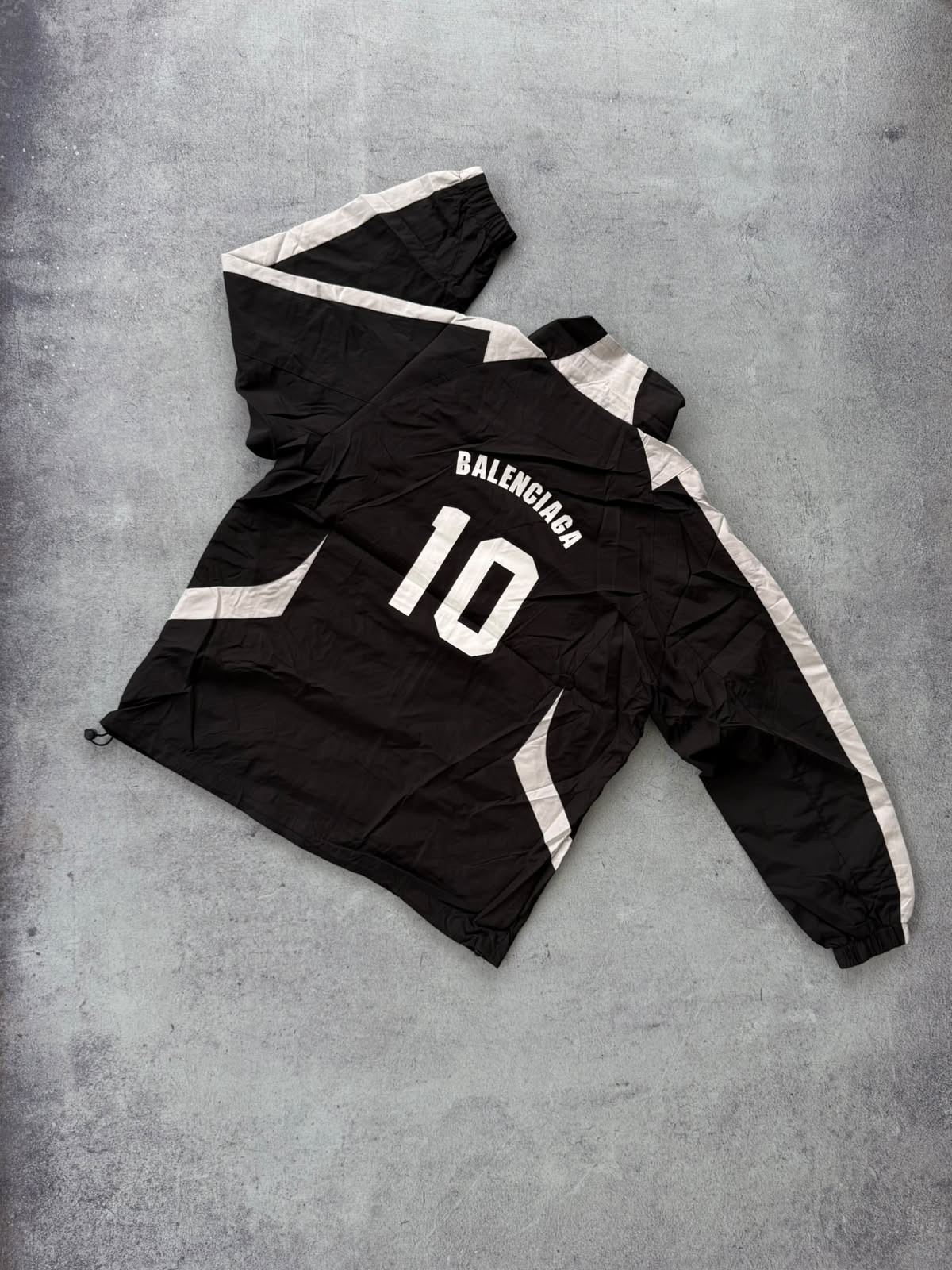 Campera Rompeviento B@lenciaga - Imagen 2