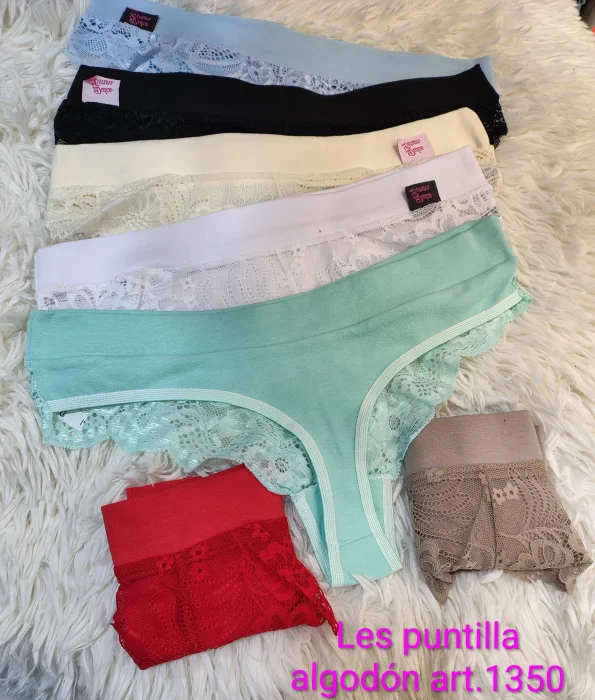 Colaless Algodón con Puntilla