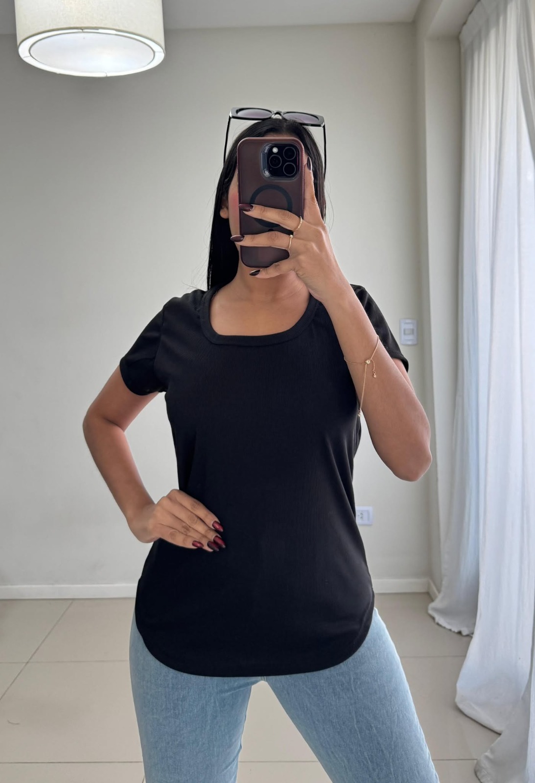 Remera Cuello u - 2bf9679a-3109-4bf2-95f5-890bbccc4126.jpg