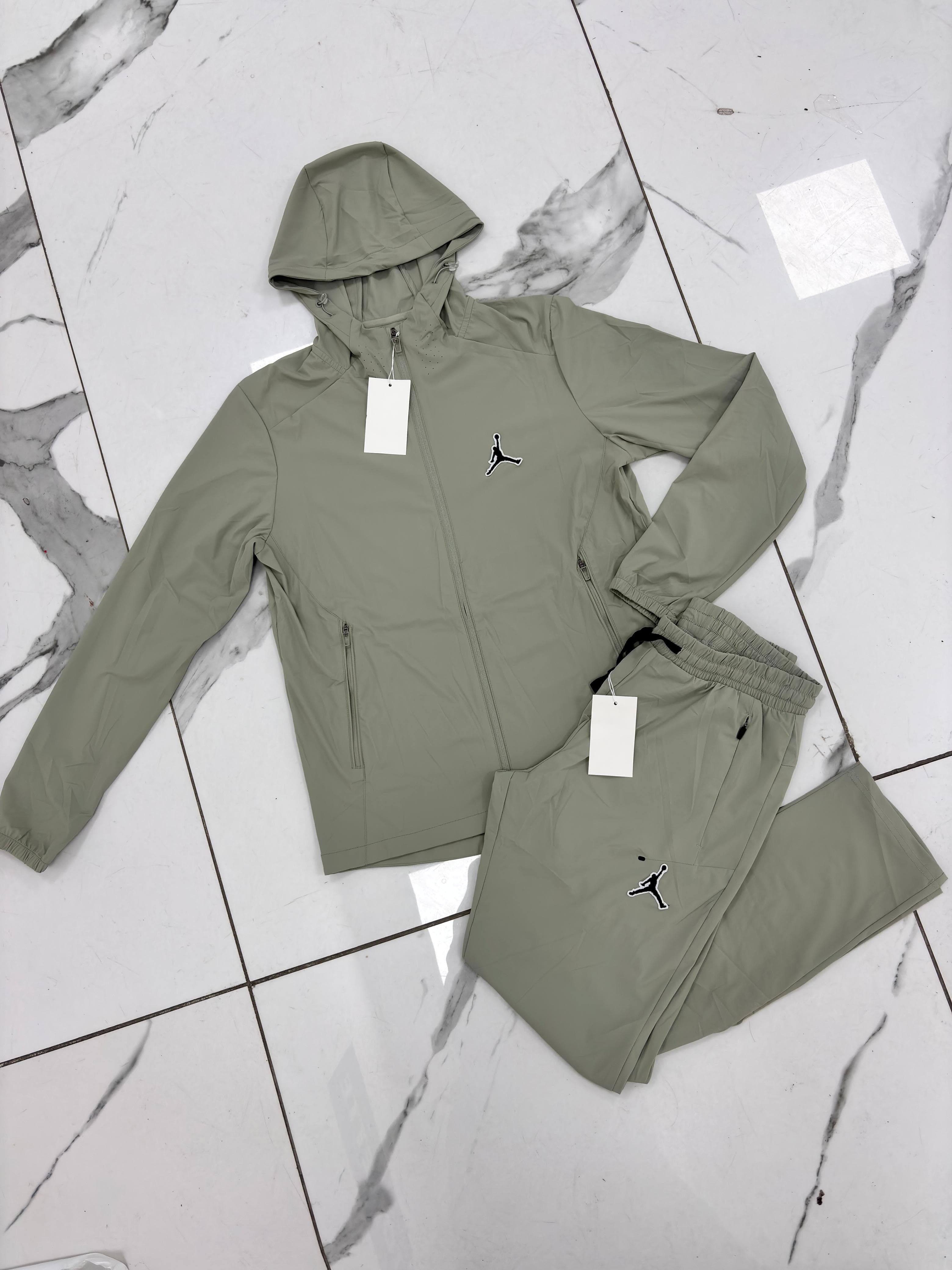 Conjunto Jordan Calidad Importado Premium - 3d97d1ca-c24f-411c-82e3-fcd317727dd3.jpeg