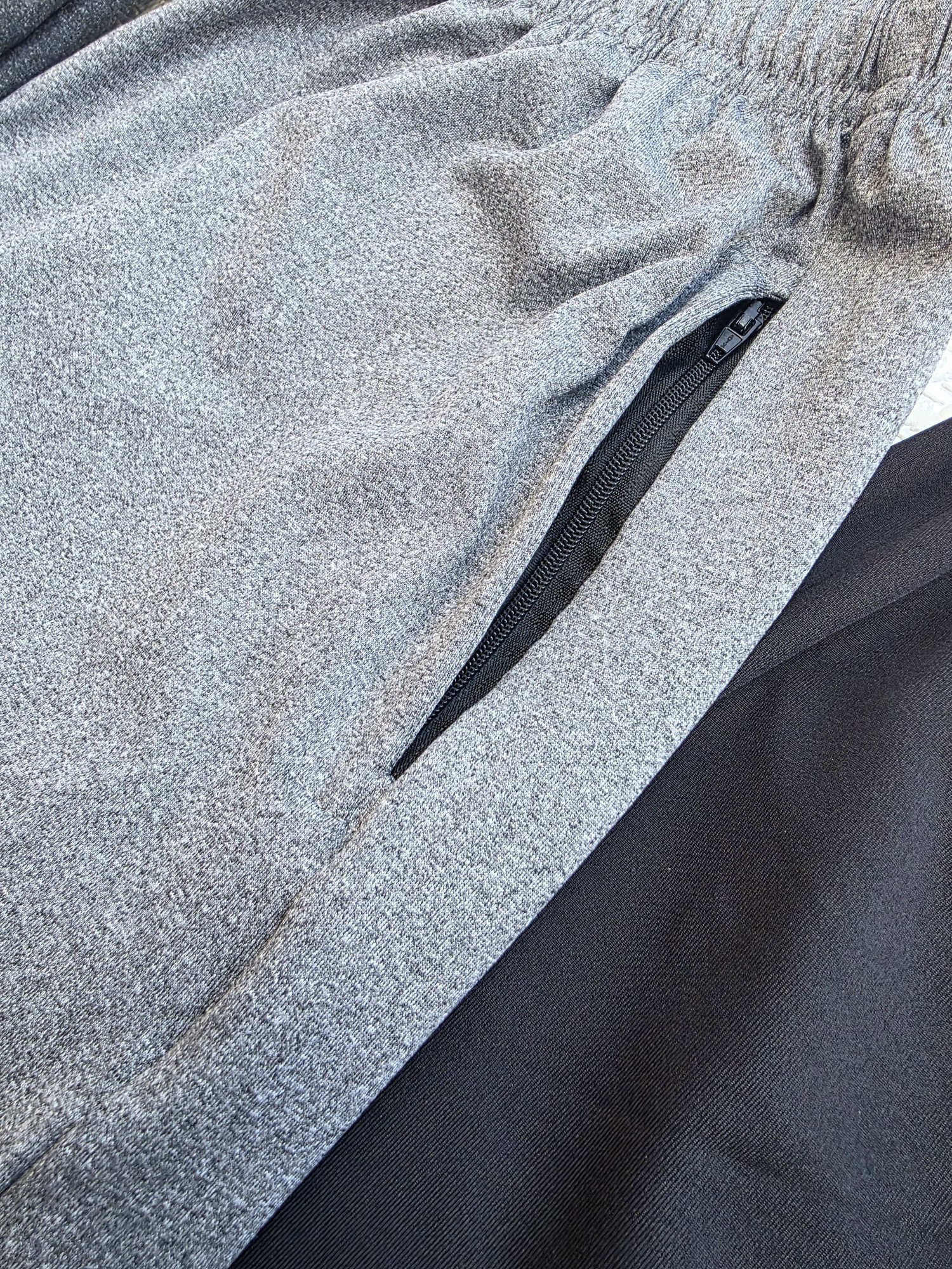 Short Deportivo Laycra Marcas con Cierre - Imagen 3