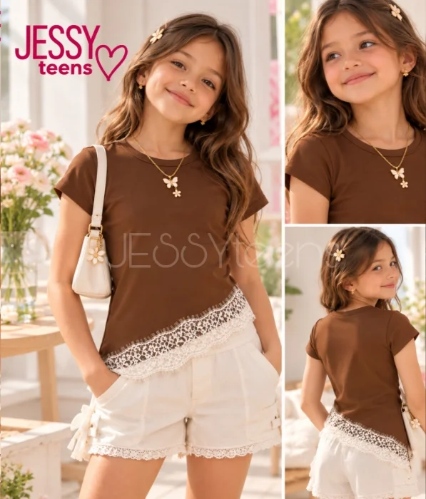 Remera Cute con Puntilla