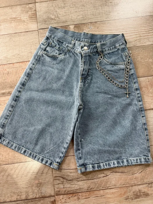 Jeans Baggy Bermuda C/cadena