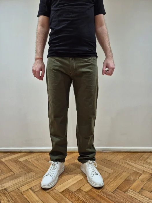Pantalón de Gabardina Clasico Verde Talle Especial