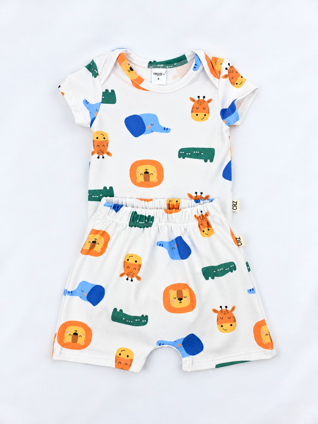 100192 - Conj. Happy Jungle - Conjunto%20infantil%20safari%20sobre%20fondo%20blanco.png