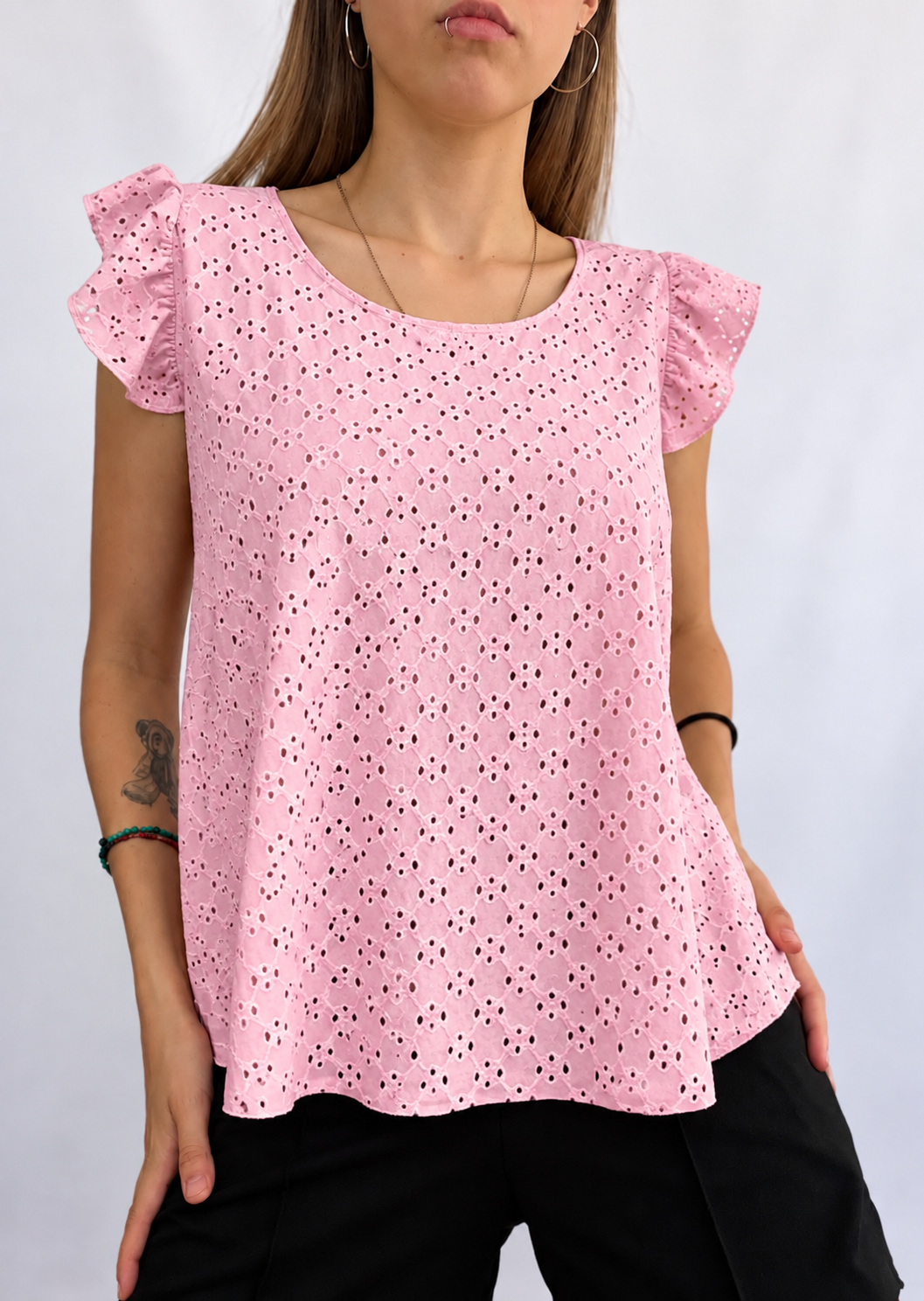Blusa de Broderie - 6A6F83A5-AD97-4411-BF52-99F889E0B0F7.png