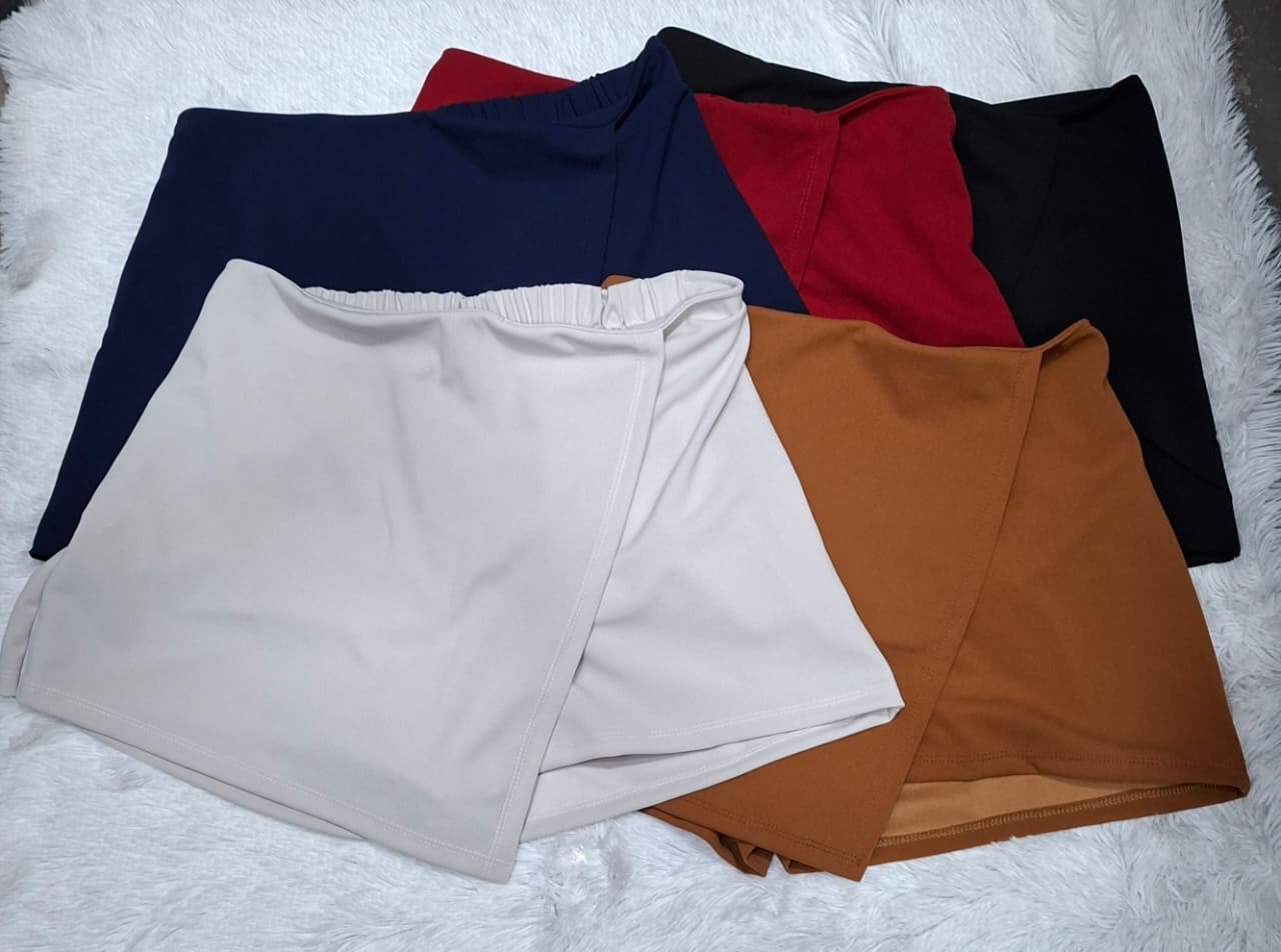 Short Pollera - 74ba2b73-04aa-4e87-af13-bfd001fe719c.jpg