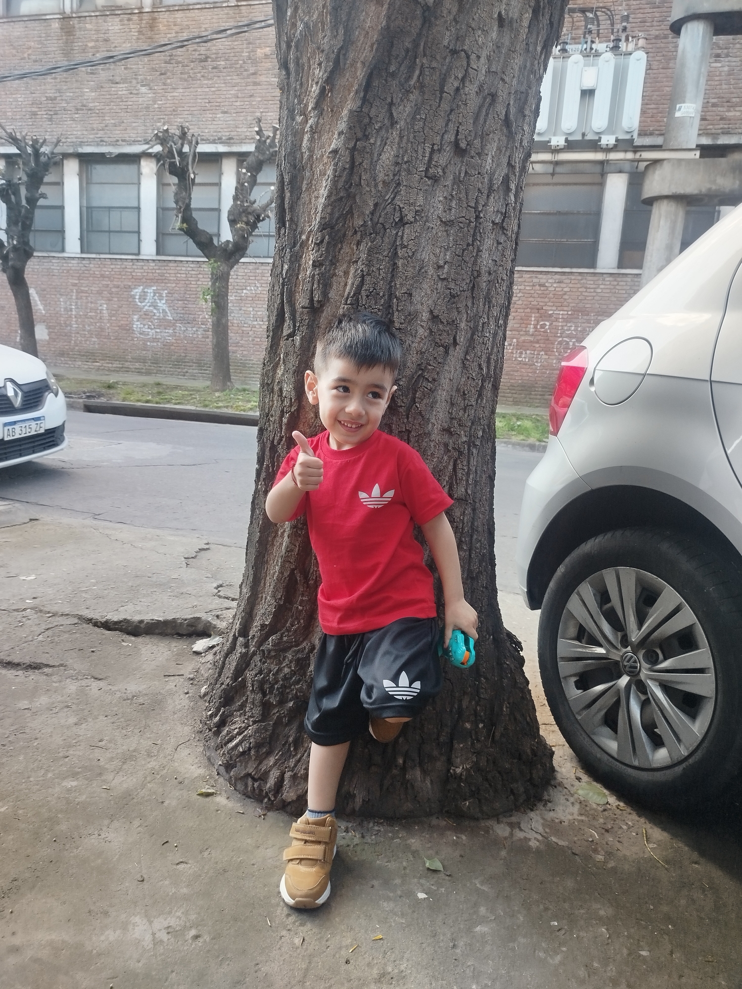 Conjuntos Remera Algodón Peinado y Short Set Deportivo Niños con Logo Chico - Imagen 3
