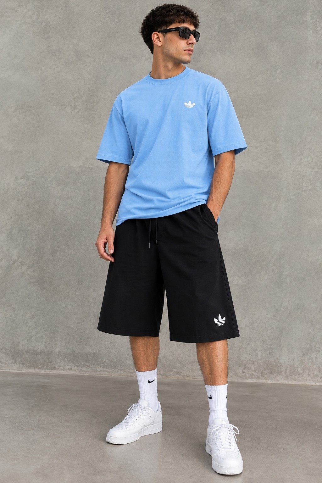 Conjunto Remera Algodón Peinado y Bermuda Lycra Oversize con Logo Chico - Imagen 2