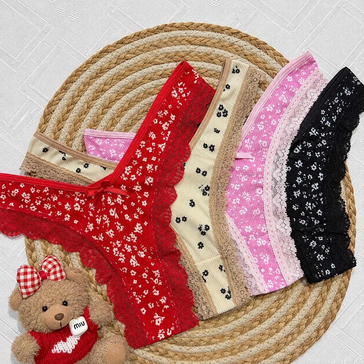 Less en V "lulu" Art Estampados-lenceria Micatu - Imagen 2