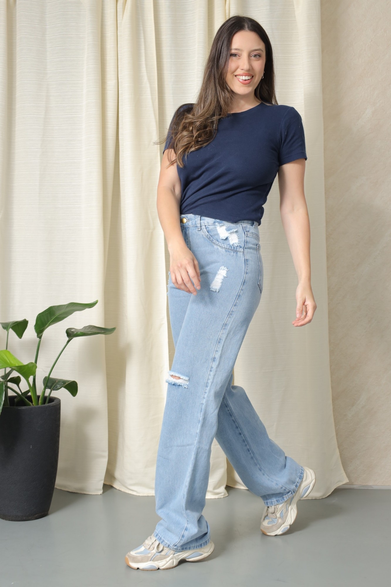 Wide Leg Nevado Celeste con Rotura! Rigido - Imagen 4