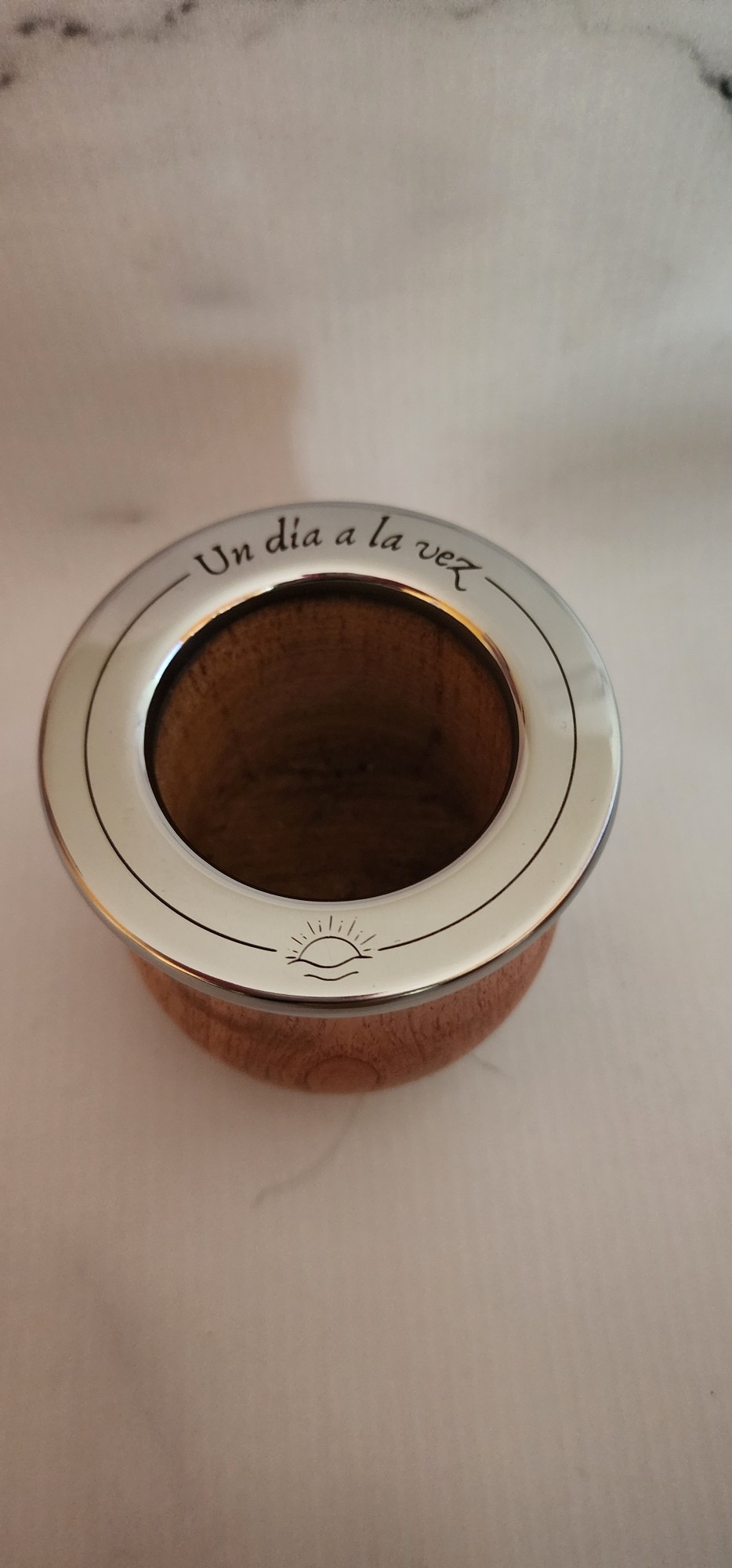Mate Algarrobo con Virola Grabada - Imagen 2