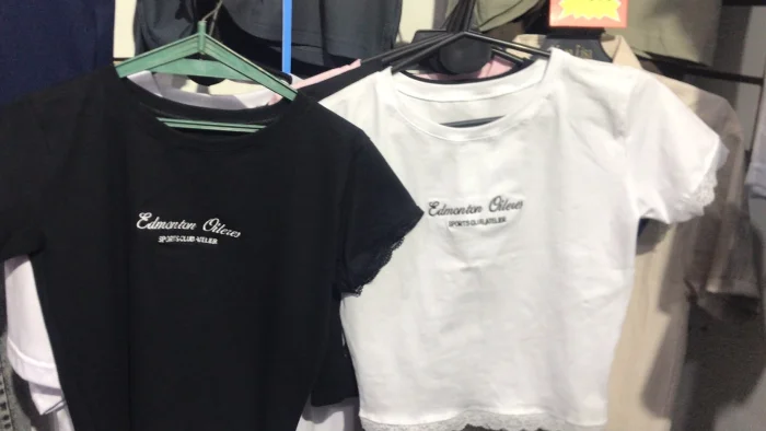 Remera con Encaje Elastizada