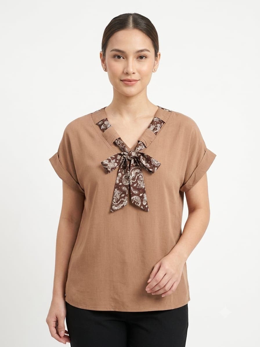 Blusa con Corbata Importada - Imagen 2