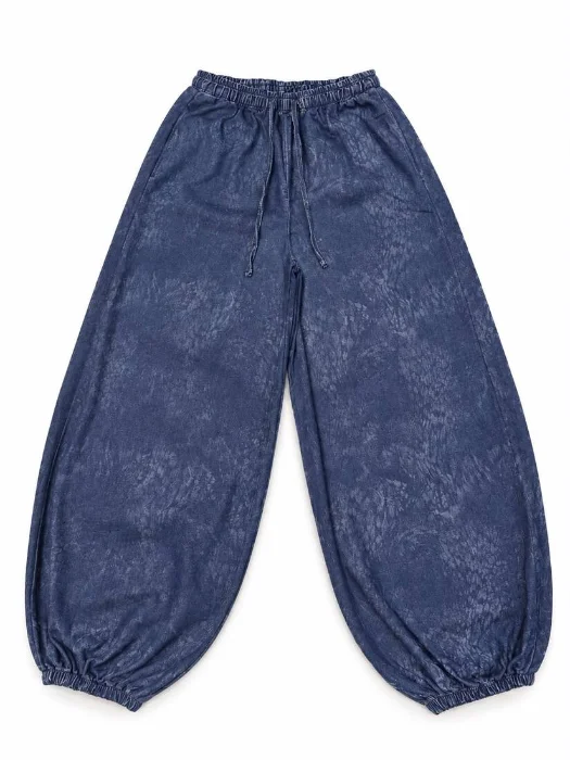 Pantalón Samira  Corte Balloon Denim Estampado.