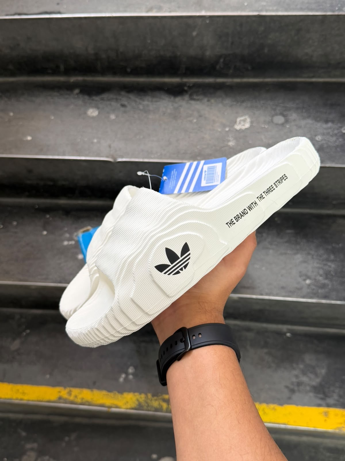 Ojotas Adilette 22 Blanco - 3bc8bbb2-de71-414f-b566-392dbf706c47.jpeg