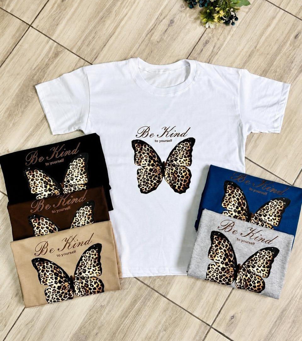 Remera Mariposa Print Algodón - Imagen 5