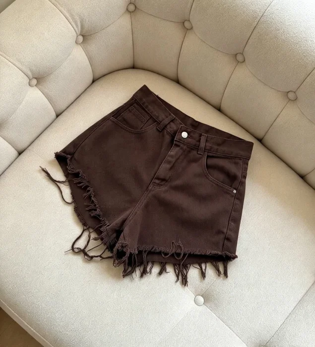 Shorts Chocolate