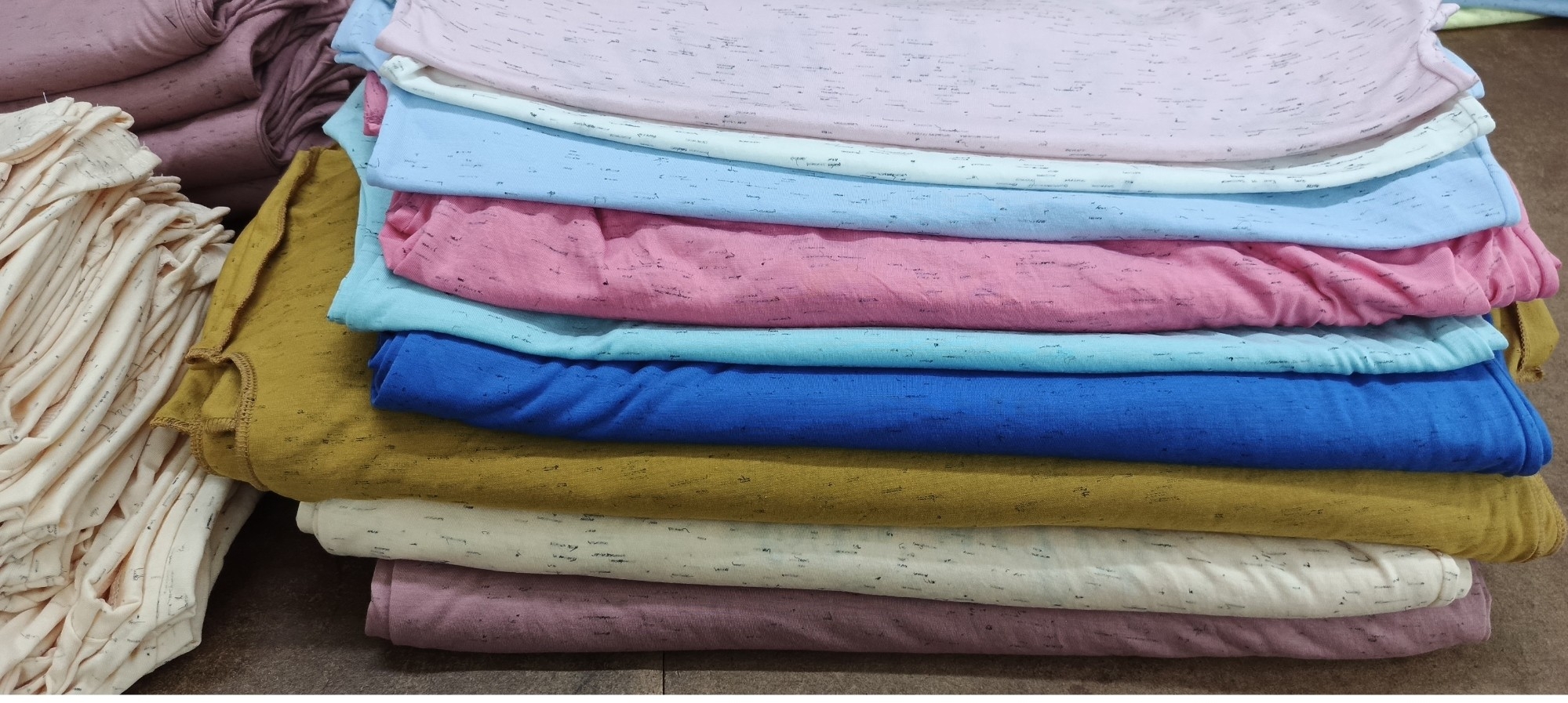 Remeras Bucle Modla con Algodón Jaspeado - Imagen 4