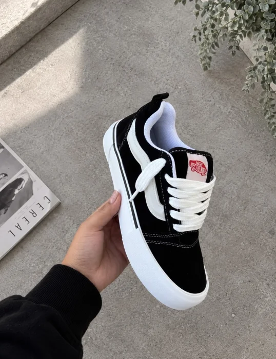 Vans Knu