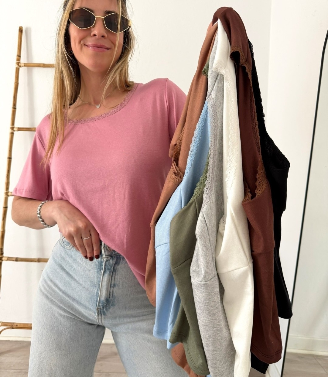 Remera con Puntilla de Melvi - Imagen 3