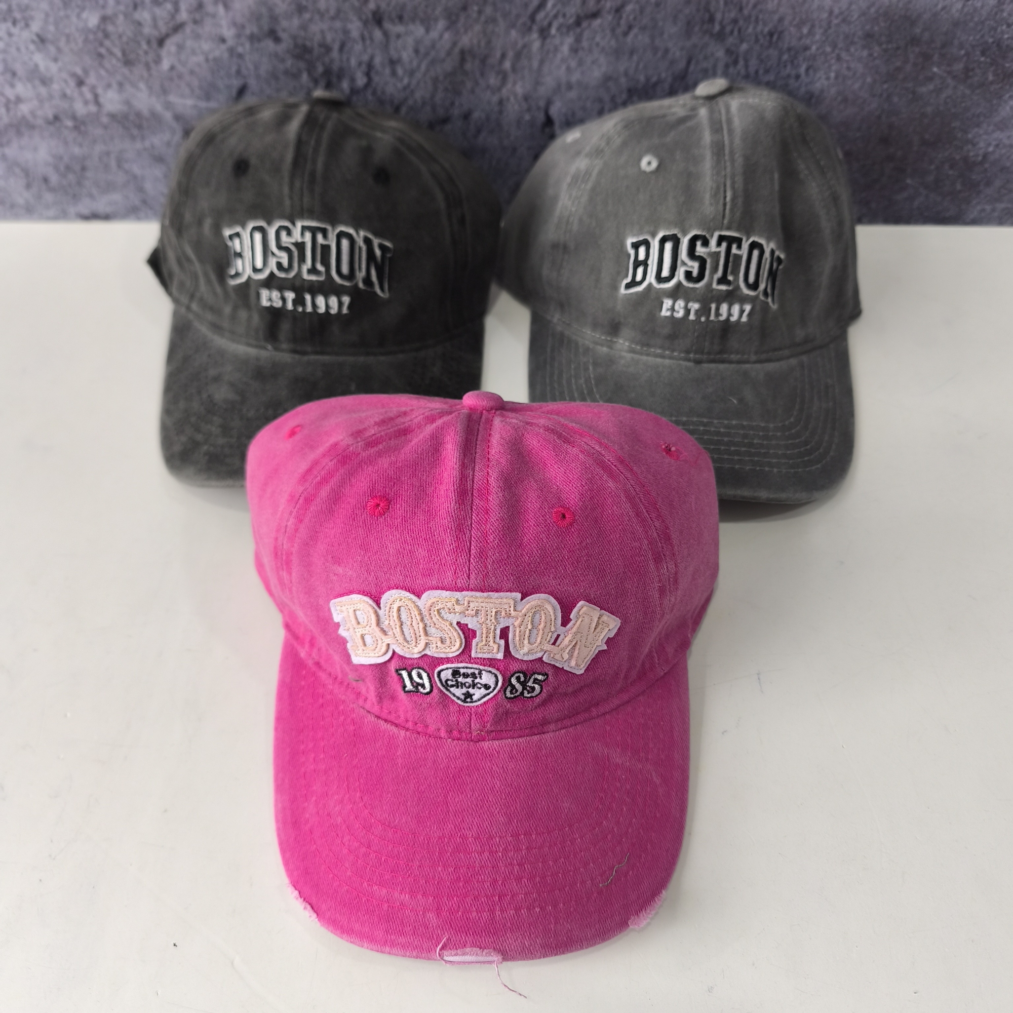 Gorras Vintage Bordadas - Imagen 4