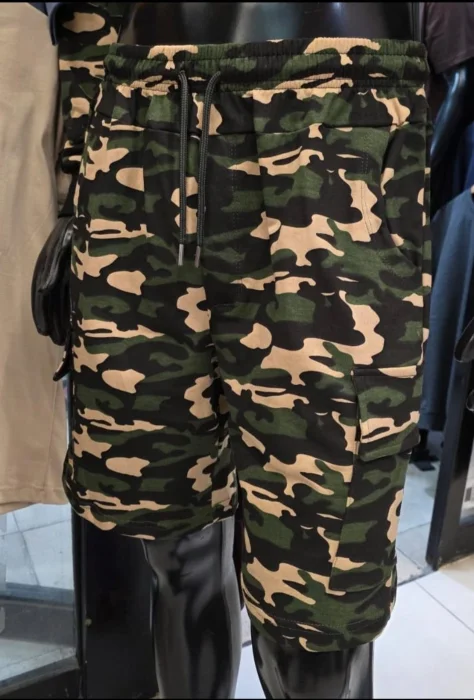 Bermuda Cargo, Camuflado