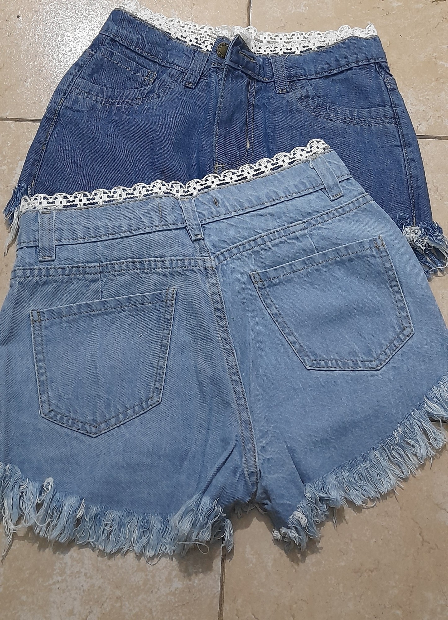 Short Pollera Celeste Puntillas Tiro Intermedio Deflecado Rígido - Imagen 3