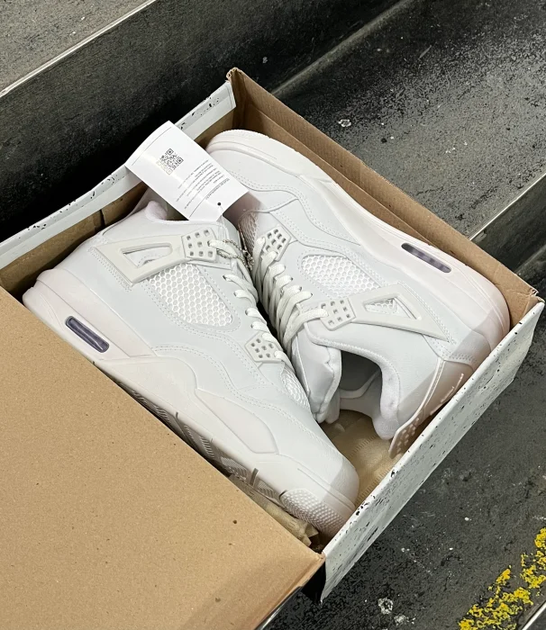 Jordan Retro 4 Blanco