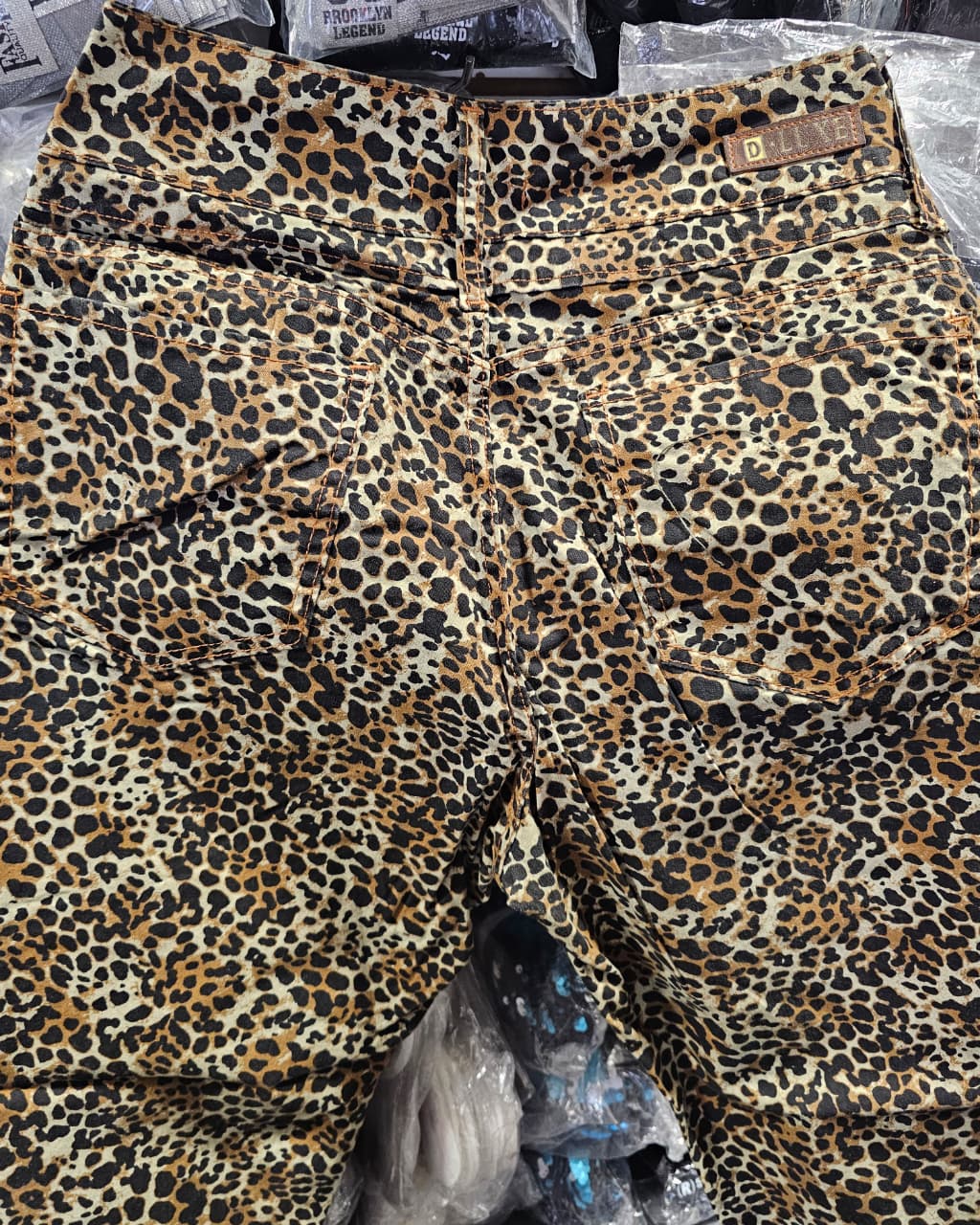 Oferta Pantalon de Gabardina Animal Print Talles Grandes - pantalon%20animal%20print%204.jpeg