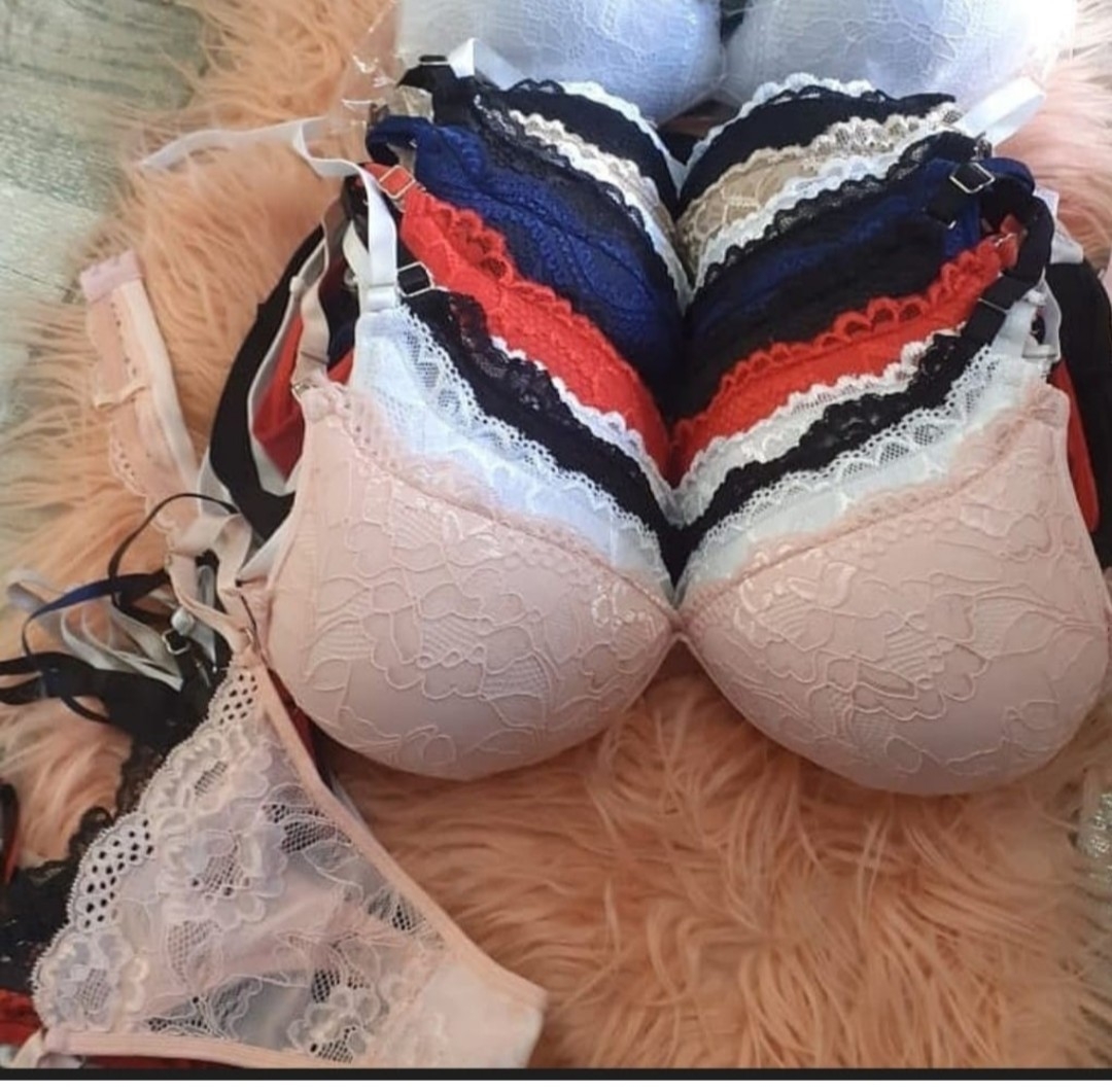 Conjunto Triángulo Andreiiissaaa - Imagen 3
