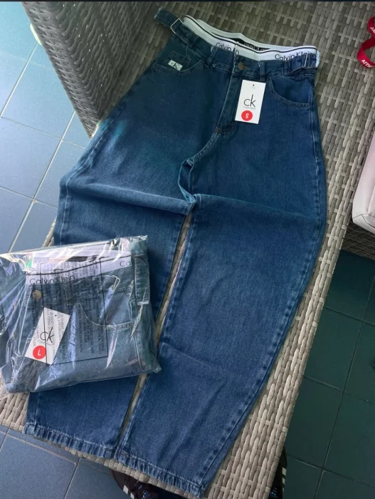 Baggye Calvin del 36 al 44