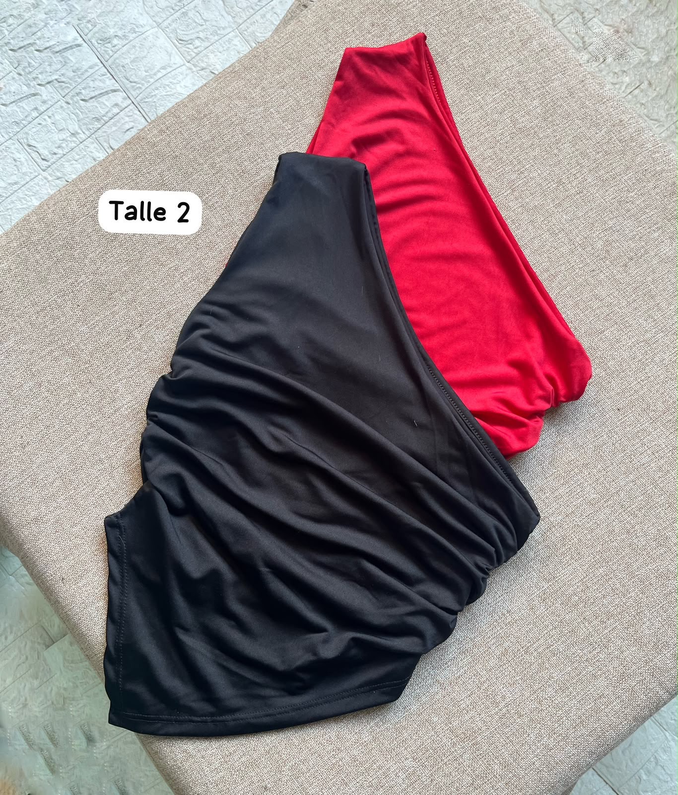 Blusa Asimetrica - 718bd4ed-1264-4e31-a8bd-31d95a062d2e.jpeg
