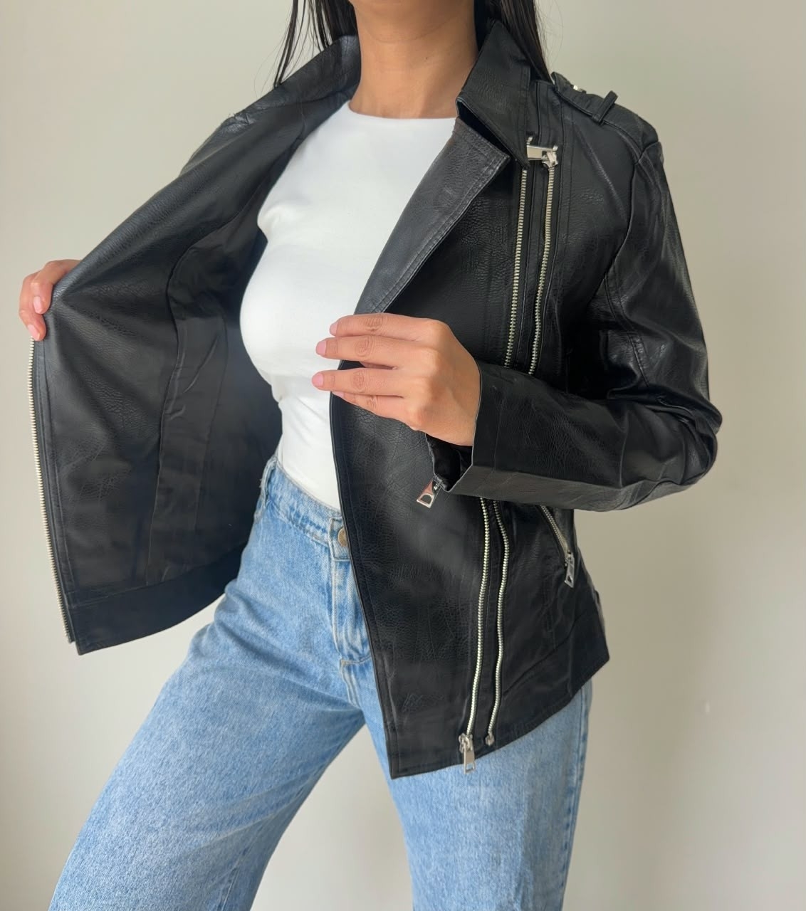Campera Eco Cuero Doble Cierre - Imagen 4