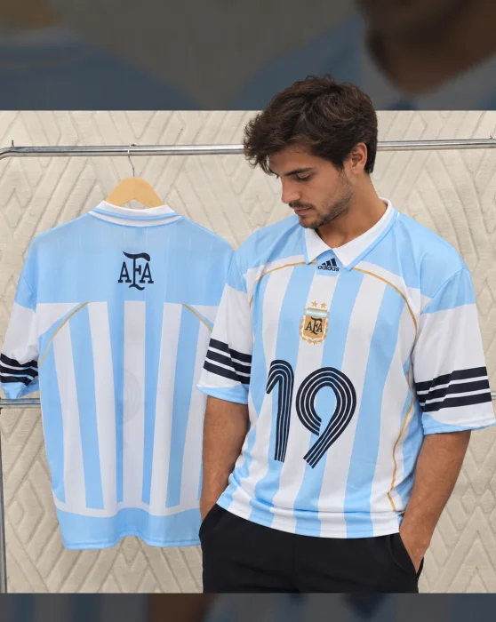  Camiseta Afa  Modelo Chomba