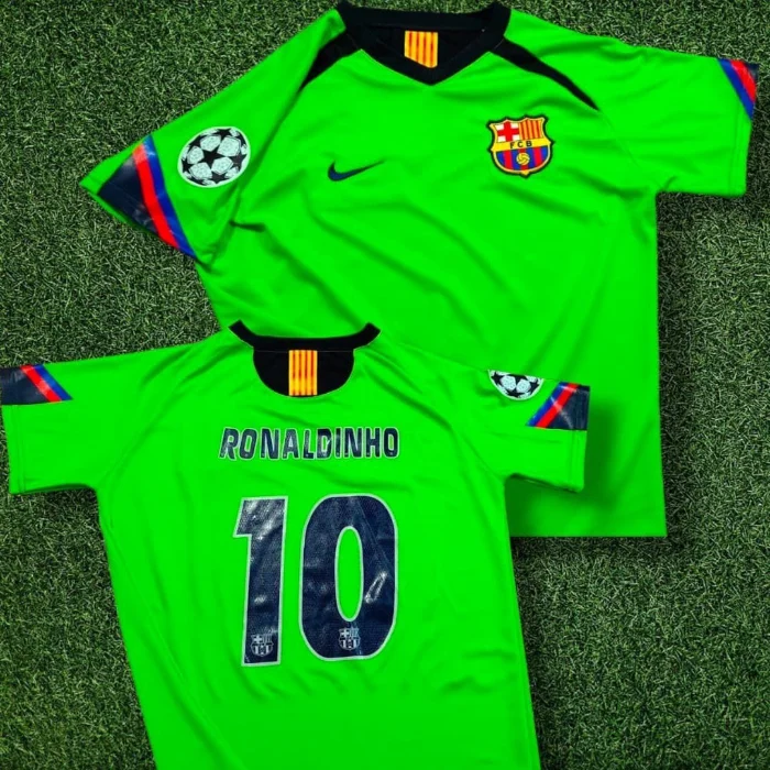 Camiseta Barcelona Retro Ronaldinho Alternativa 2005