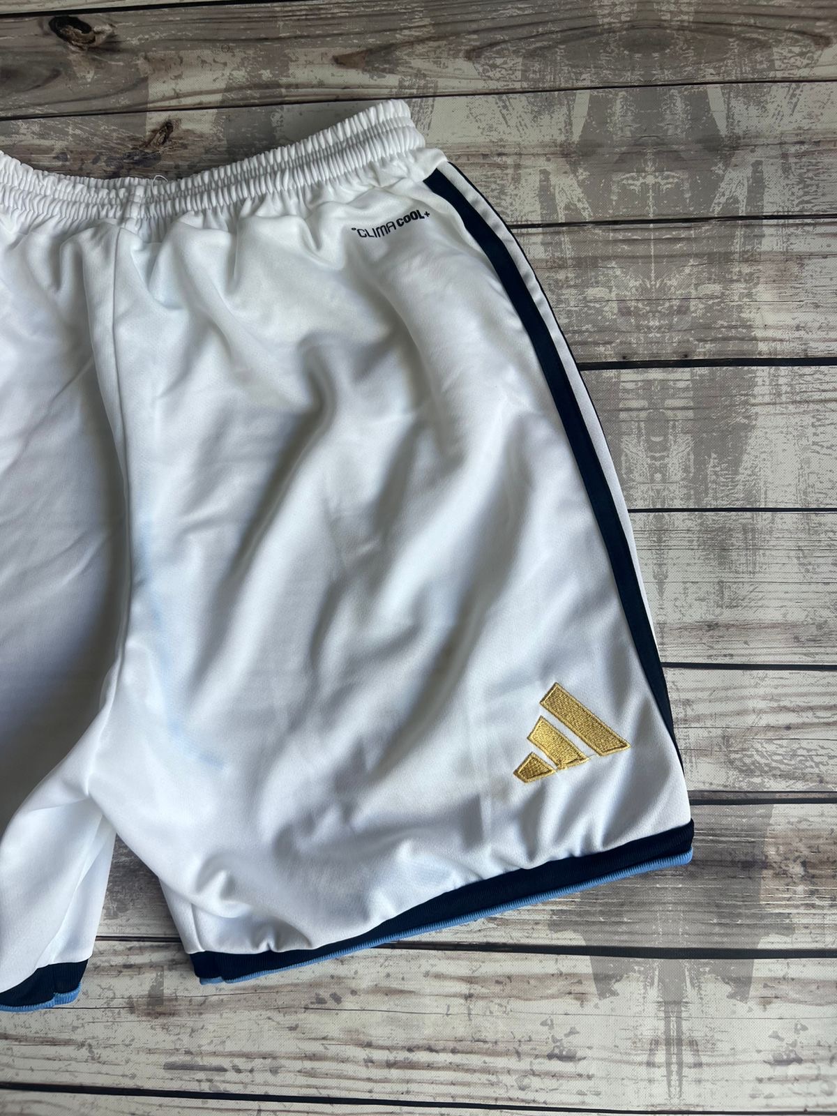 Short Argentina Blanco - d2130ce6-07df-4392-ab7f-906b7545c4bd.jpeg