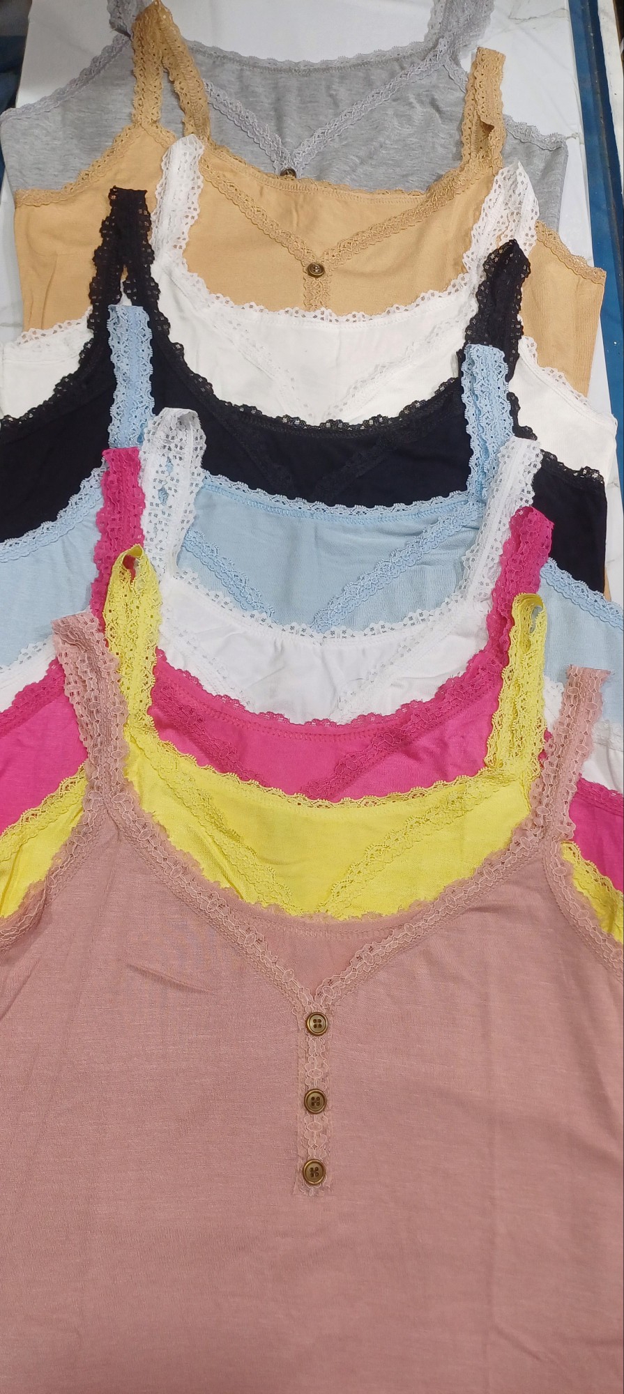 Musculosas con Puntilla de Modal Viscosa Excelente Calidad - Imagen 5