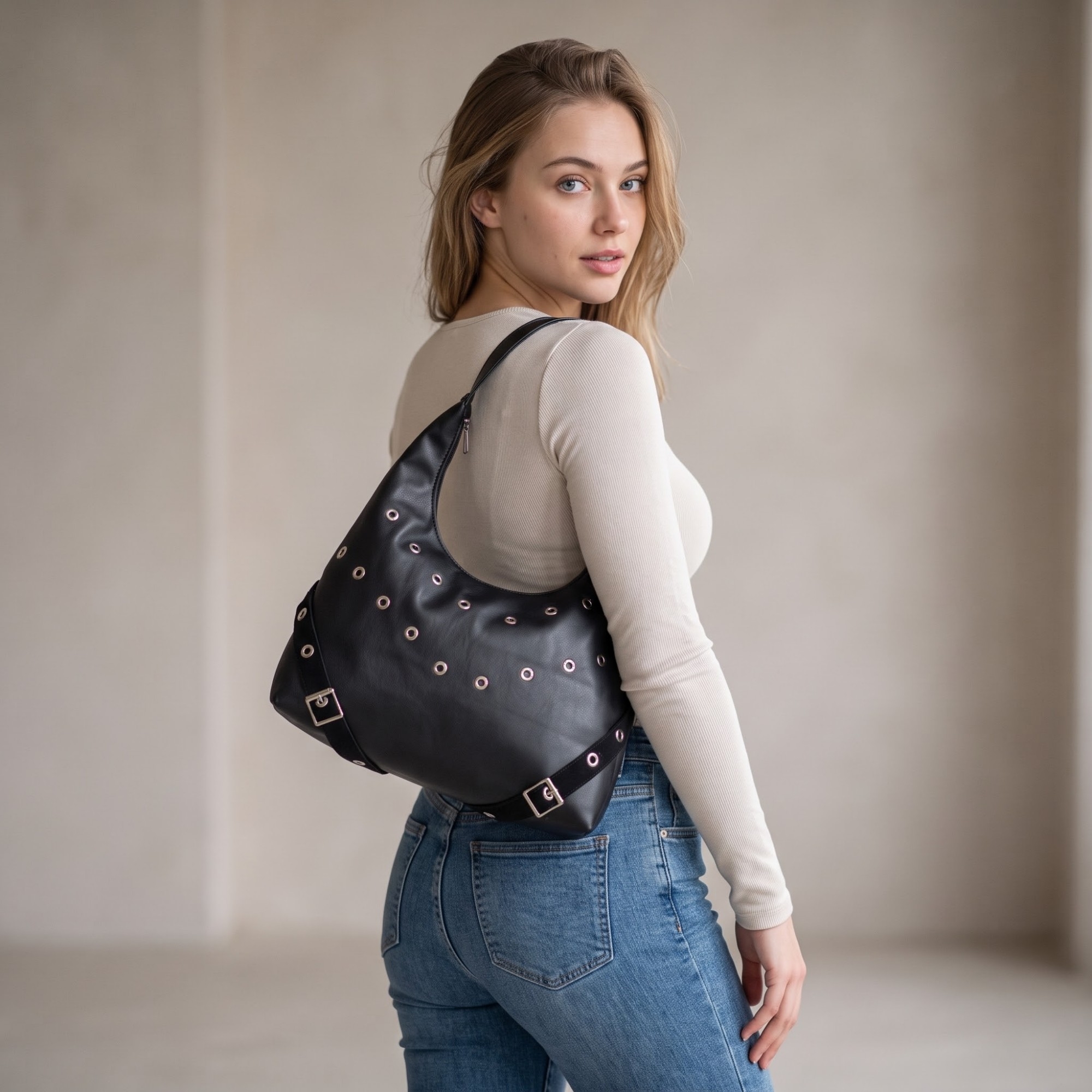 Bolso Boho con Ojal, Mide 34cm X 25cm X 10cm Aproximadamente, Marroquineria - Imagen 3