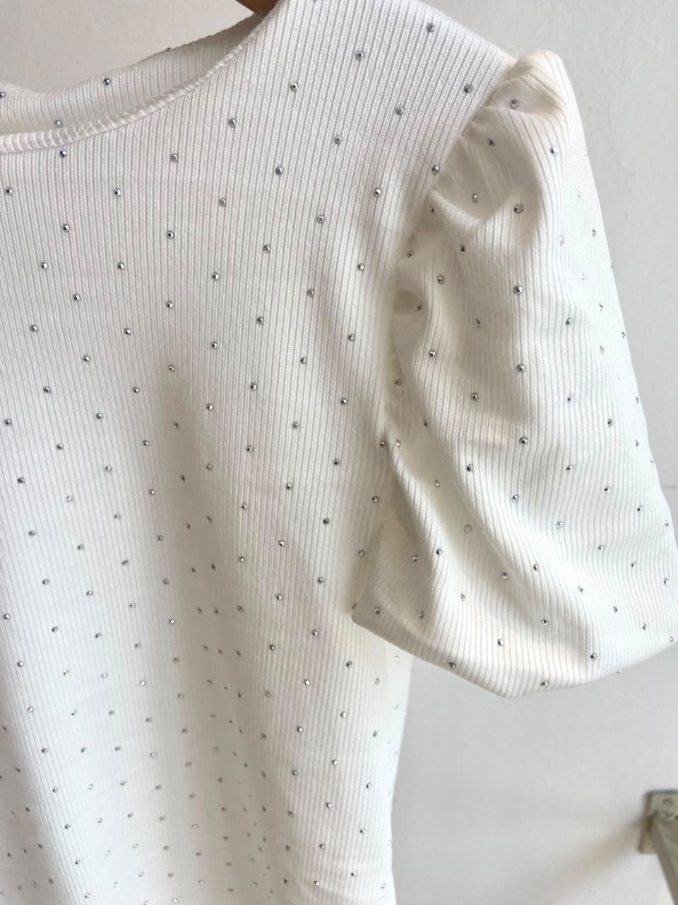 Blusa Sarah - WhatsApp%20Image%202026-10-16%20at%2009.14.45%20(1).jpeg