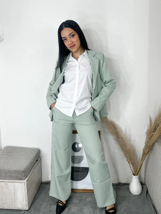 Pantalón Wide Leg Sastrero y Bleizer Forrado Anabela