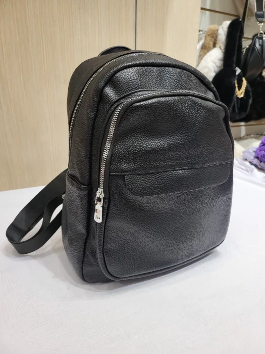 Mochila Clásica Eco Cuero