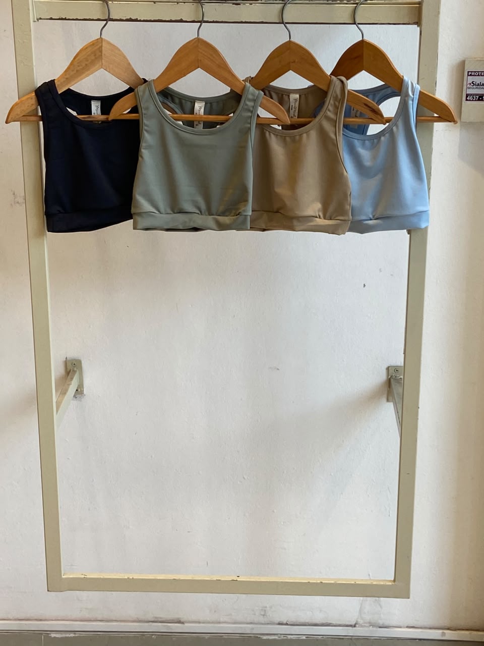 Conjunto Coni - WhatsApp%20Image%202026-10-16%20at%2009.53.04%20(1).jpeg