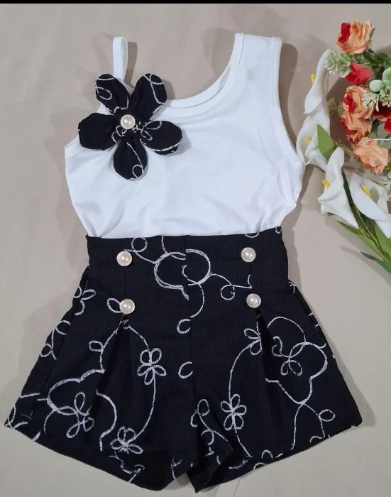 Conjunto de Nena Flor Vestir