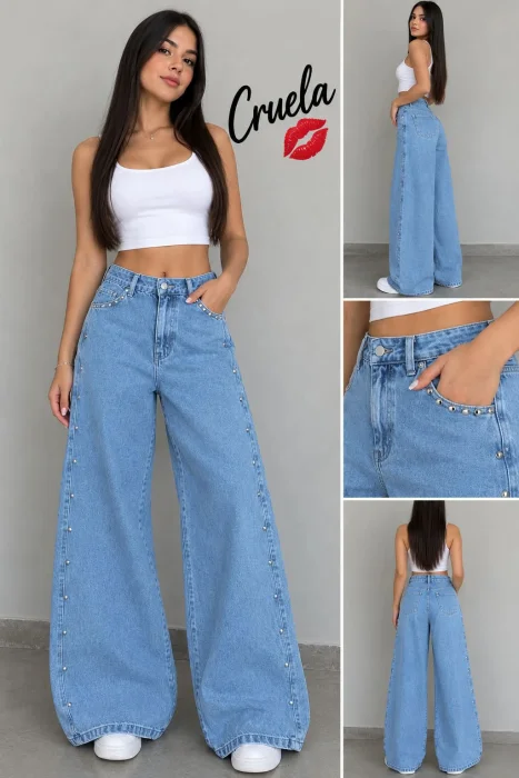 Wide Leg Celeste con Tachas