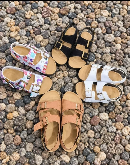 Sandalias Nenes