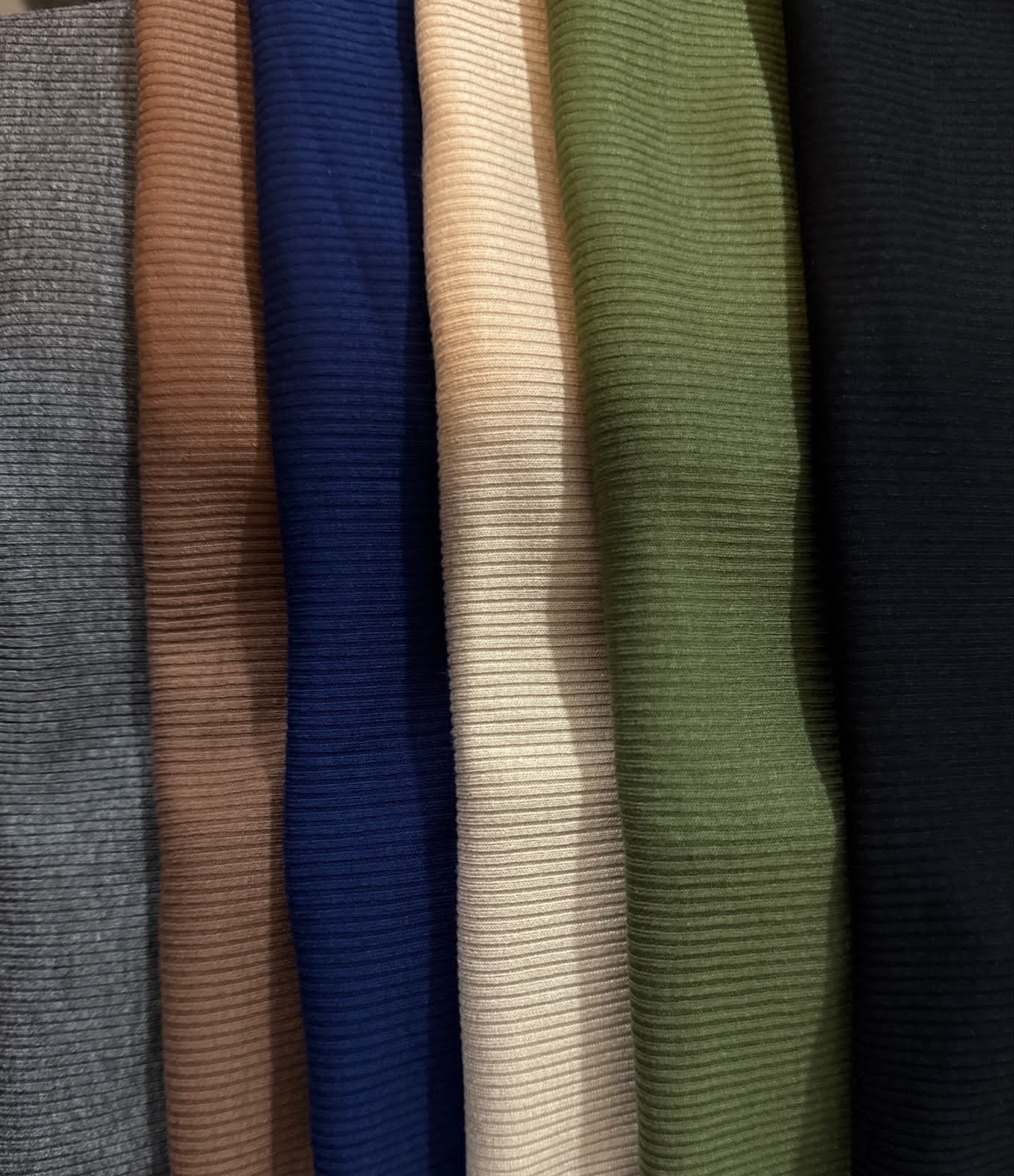 Remeras de Morley Viscosa con Boton de Coco - Imagen 3