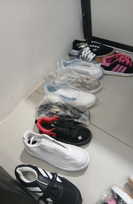 Liquidación 10 Zapatillas Discontinuas